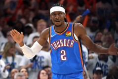 湖人队新动态：老詹加盟新联赛传闻发酵，凯斯勒将至，范德比尔特成未来之星