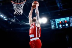 雄鹿双塔发威，凯尔特人开云无奈吞败